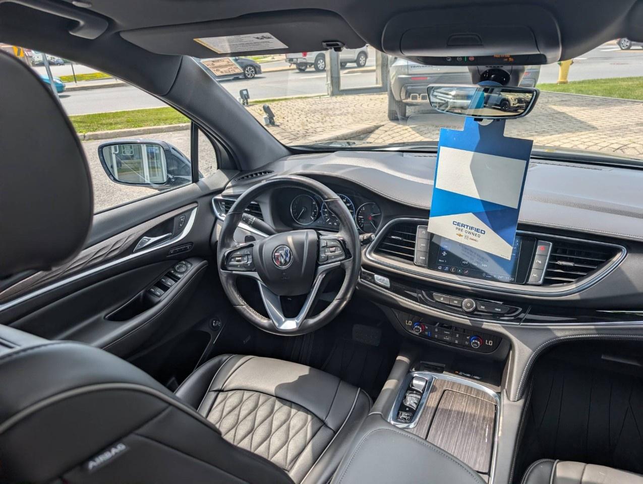2024 Buick Enclave Avenir AWD Photo