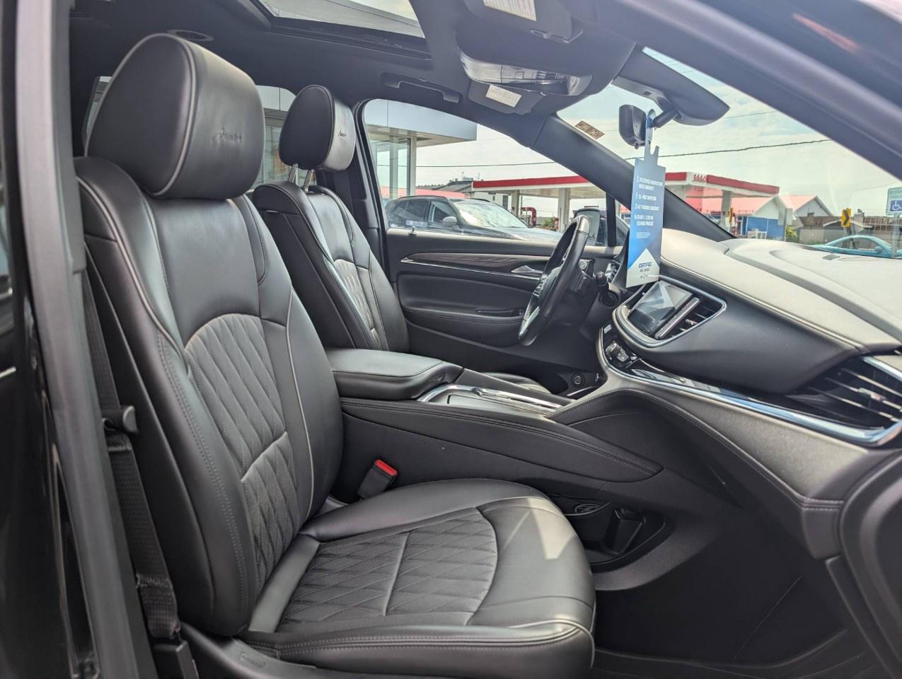 2024 Buick Enclave Avenir AWD Photo