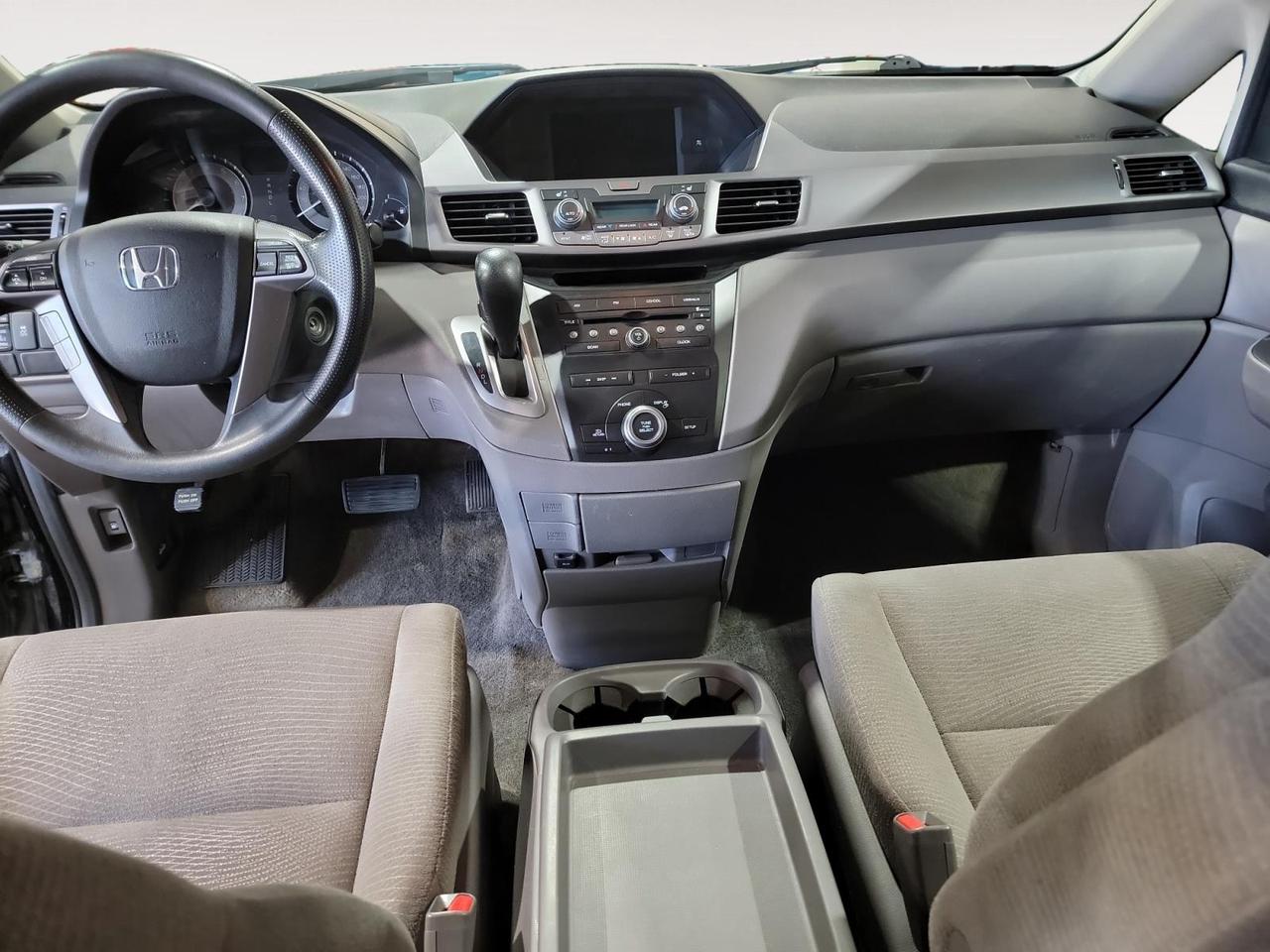 2013 Honda Odyssey EX (A5) Passenger Van Photo