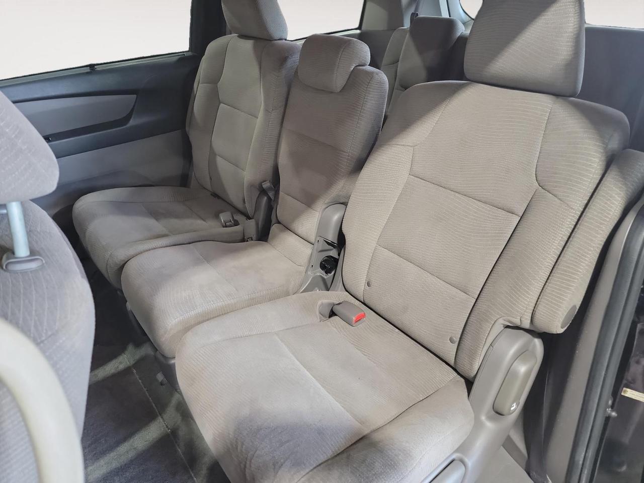2013 Honda Odyssey EX (A5) Passenger Van Photo