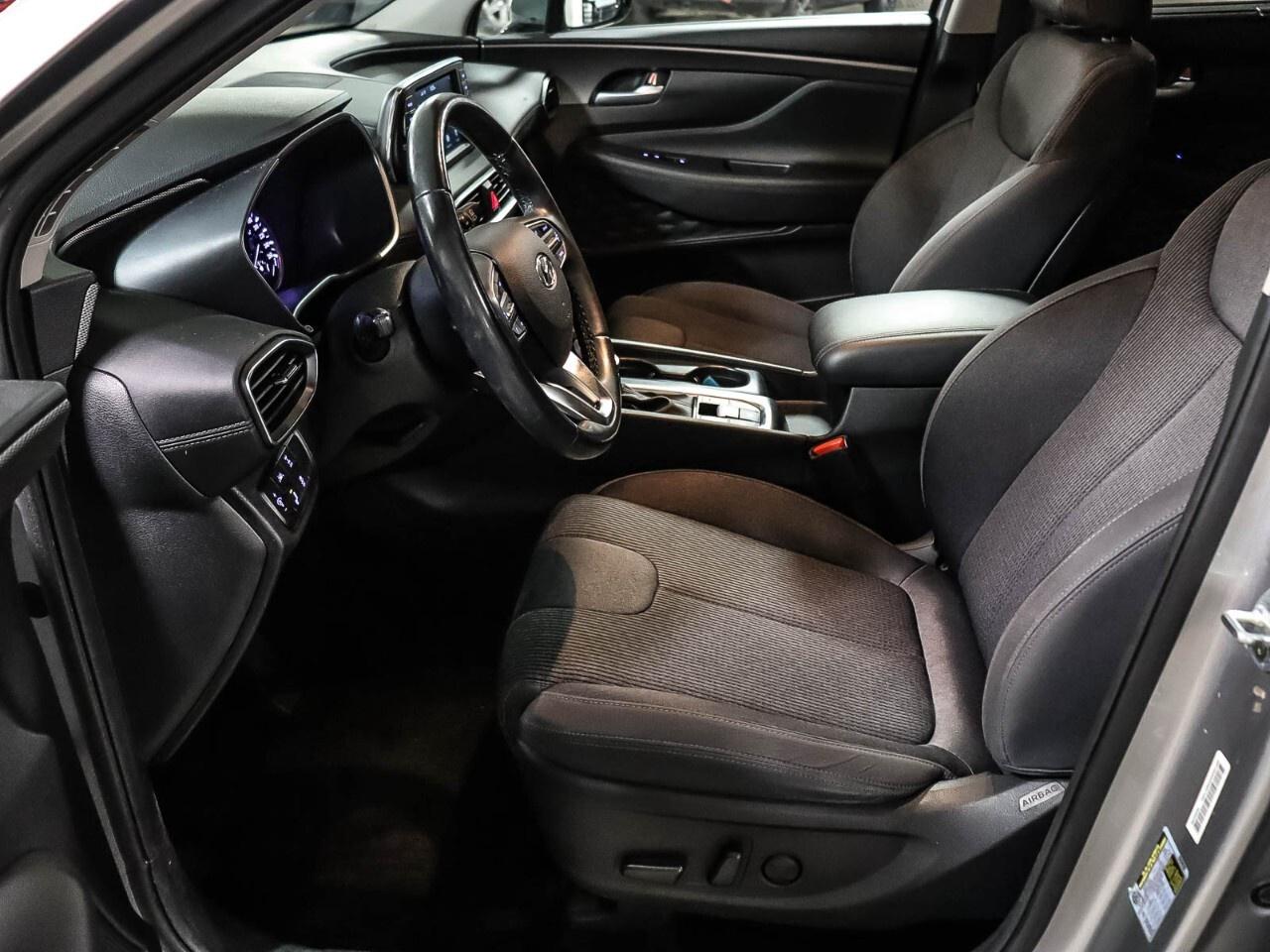 2020 Hyundai Santa Fe 2.4L Preferred AWD Photo
