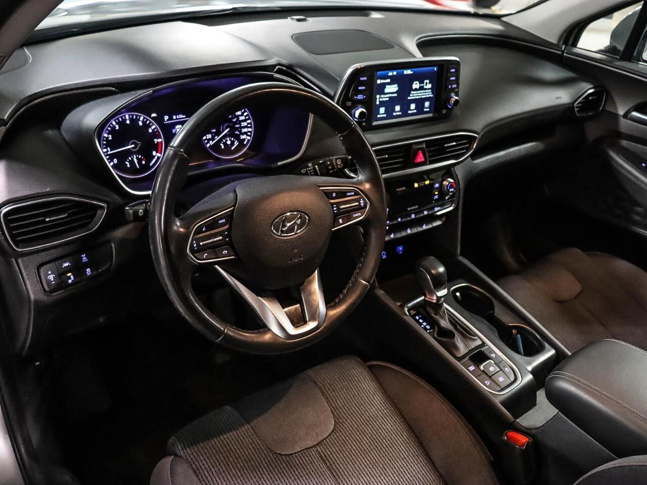 2020 Hyundai Santa Fe 2.4L Preferred AWD Photo