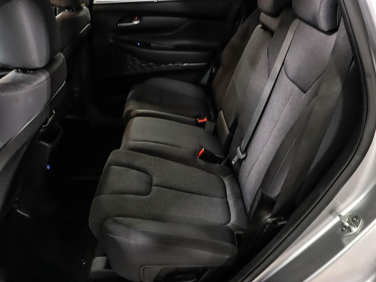 2020 Hyundai Santa Fe 2.4L Preferred AWD Photo