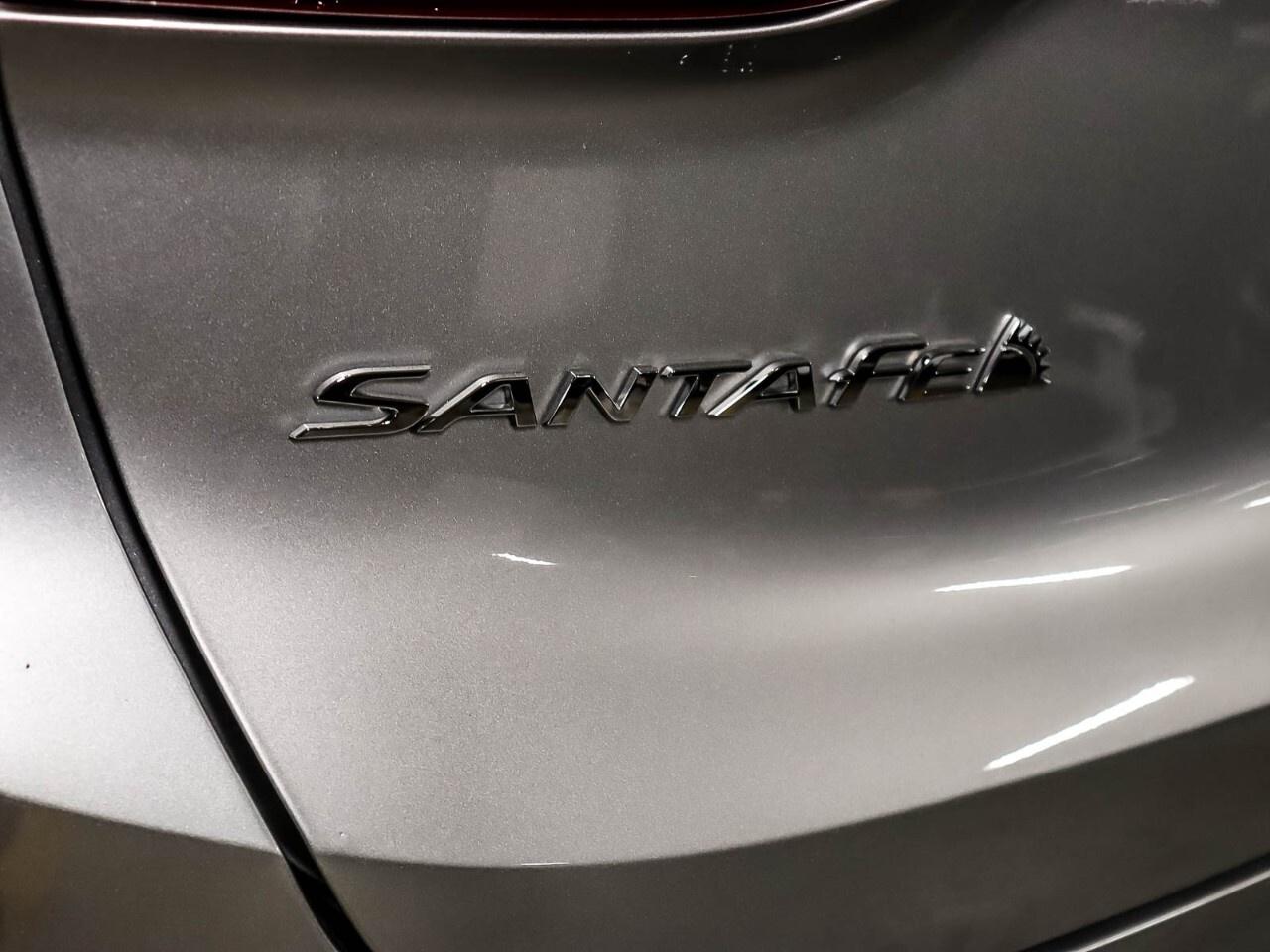 2020 Hyundai Santa Fe 2.4L Preferred AWD Photo