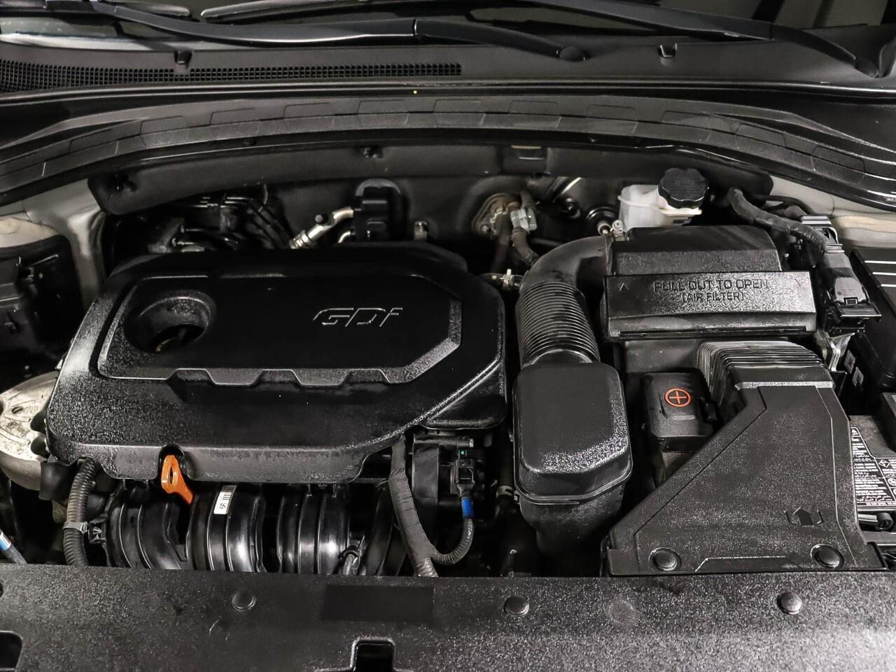 2020 Hyundai Santa Fe 2.4L Preferred AWD Photo