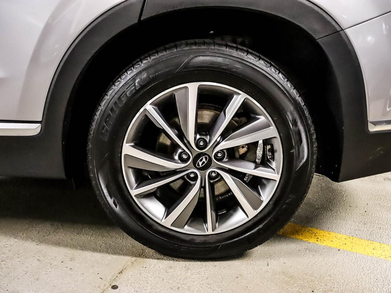 2020 Hyundai Santa Fe 2.4L Preferred AWD Photo