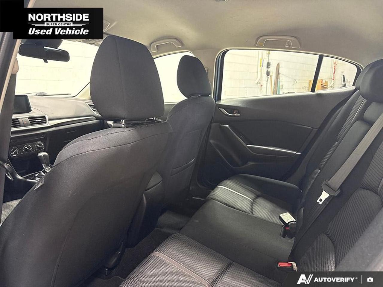 2017 Mazda MAZDA3 4DR HB SPORT AUTO GS Photo