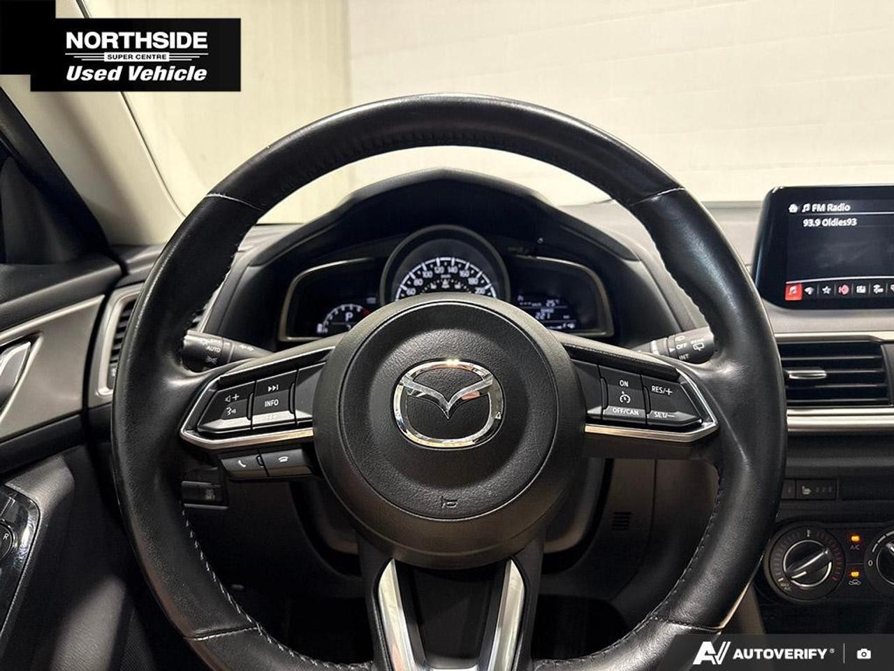 2017 Mazda MAZDA3 4DR HB SPORT AUTO GS Photo