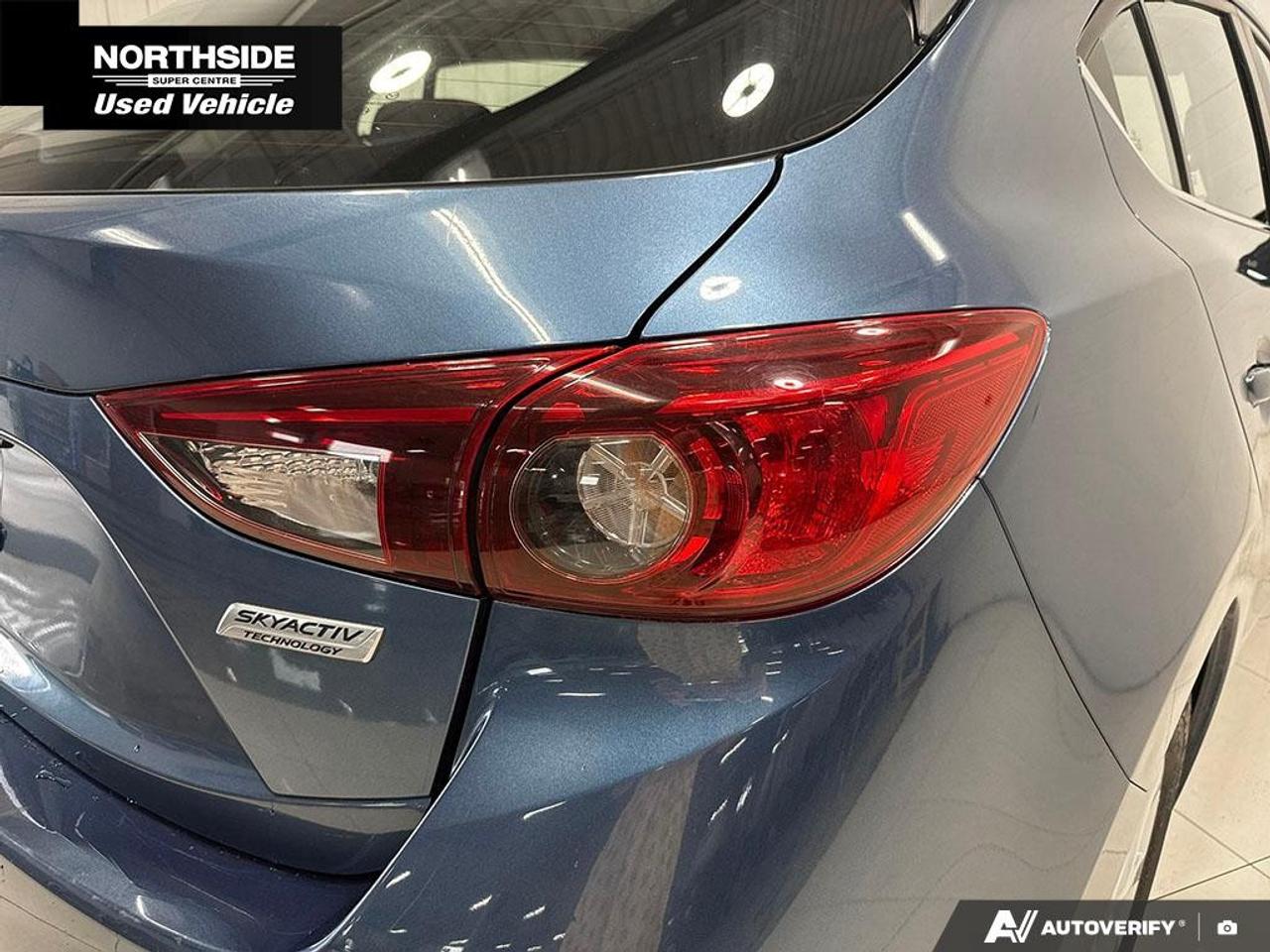 2017 Mazda MAZDA3 4DR HB SPORT AUTO GS Photo