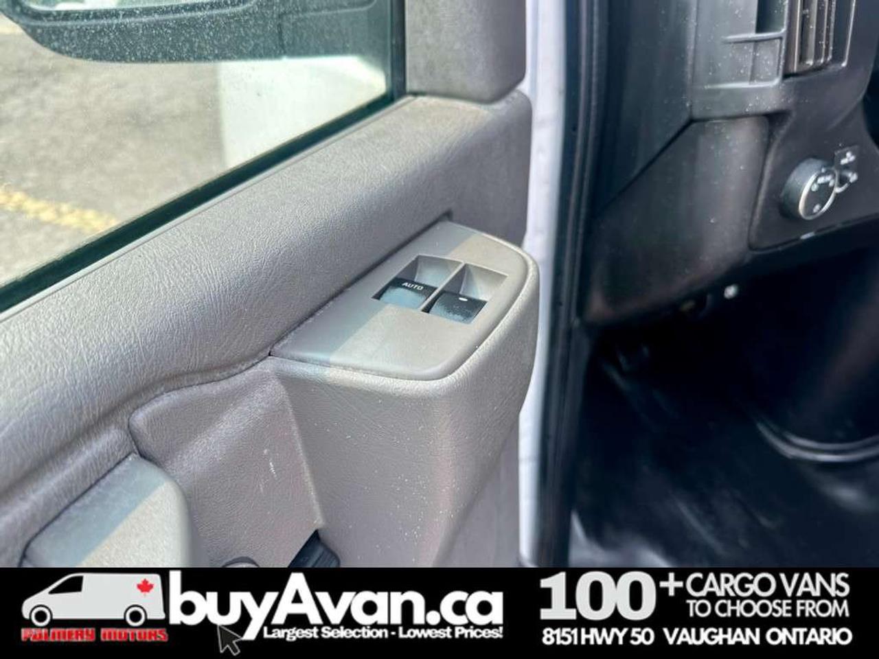 2021 Chevrolet Express 2500 Racks Shelves Divider    1 OWNER   CLEAN CARFAX Photo