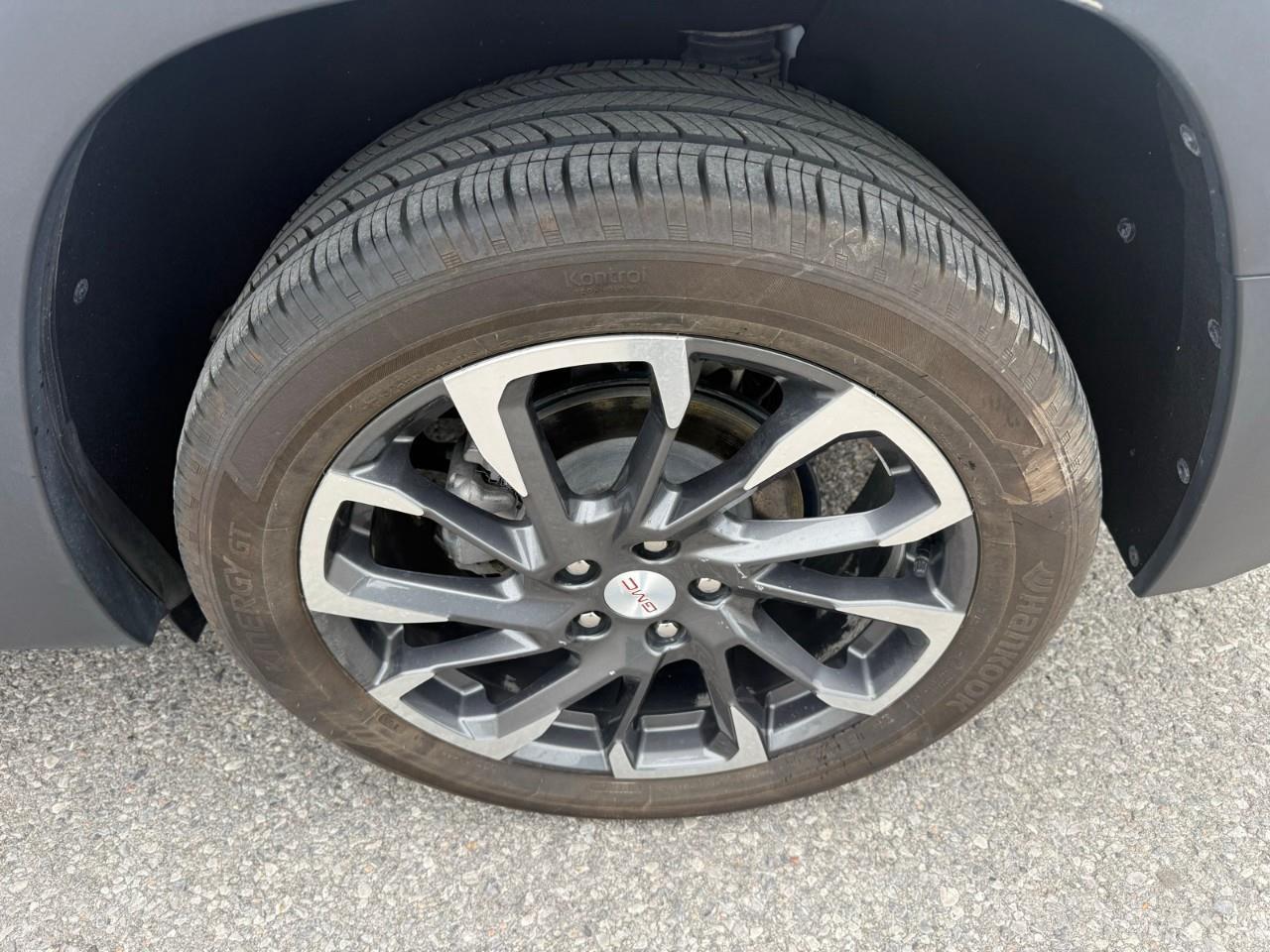 2022 GMC Terrain SLT All-wheel Drive Photo