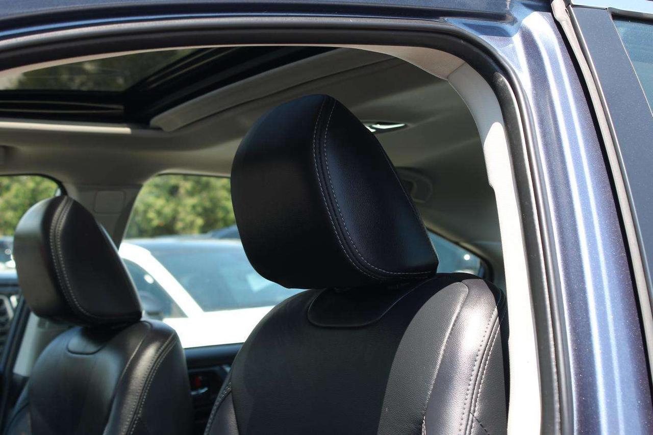 2018 Subaru Legacy Limited  ReverseCamera HtdSeats Sunroof AppleCarPl Photo