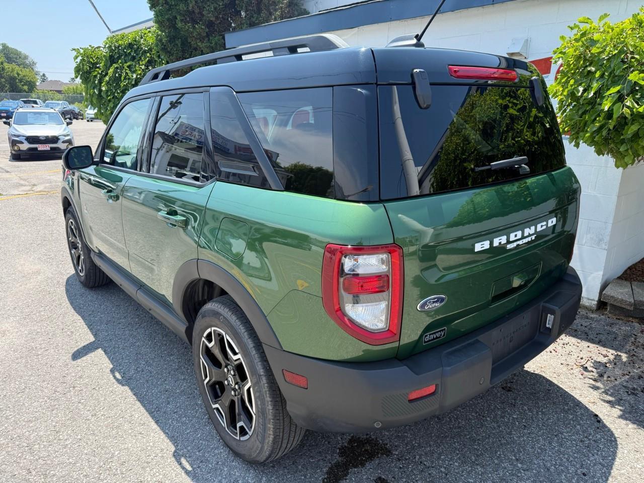 2025 Ford Bronco Sport Outer Banks 4dr 4x4 Photo