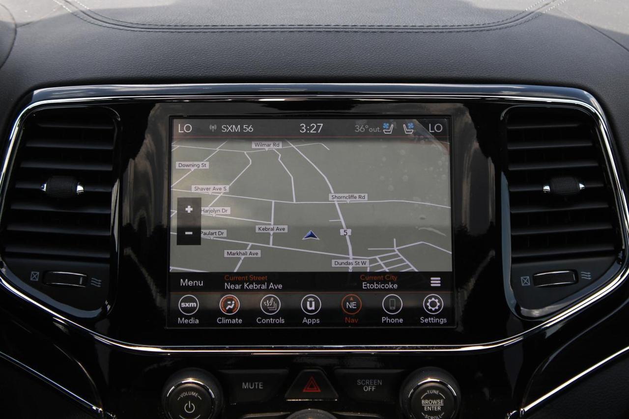 2021 Jeep Grand Cherokee Overland 4x4  Gps SiriusXM Moonroof BkpCam HtdSeat Photo