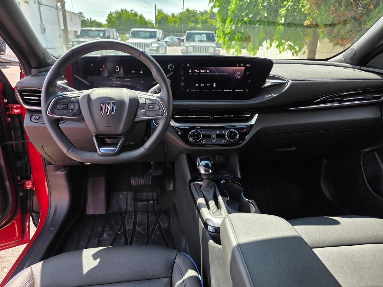 2024 Buick Envista Sport Touring 4dr Front-Wheel Drive Photo