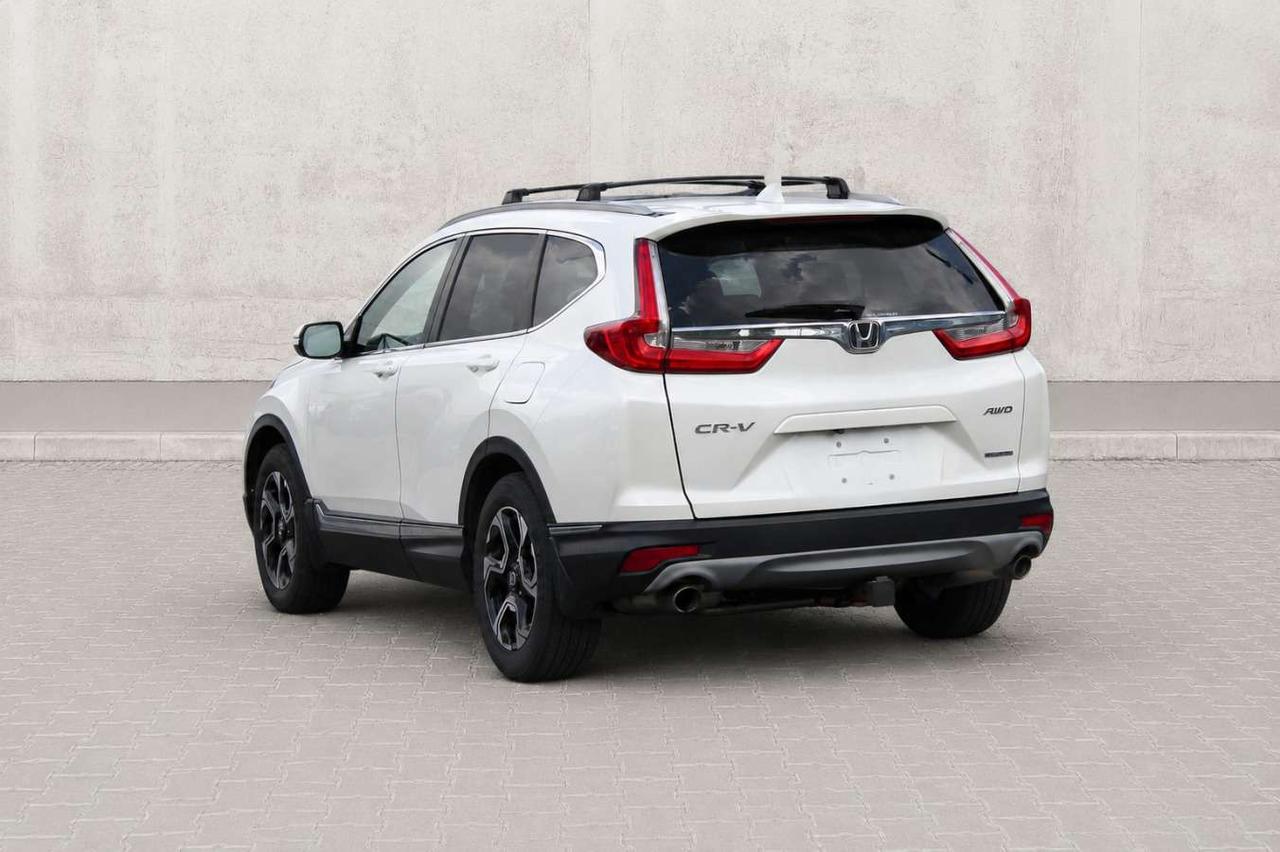 2017 Honda CR-V Touring  Gps Moonroof BkpCam HtdSeats RemoteKeyles Photo
