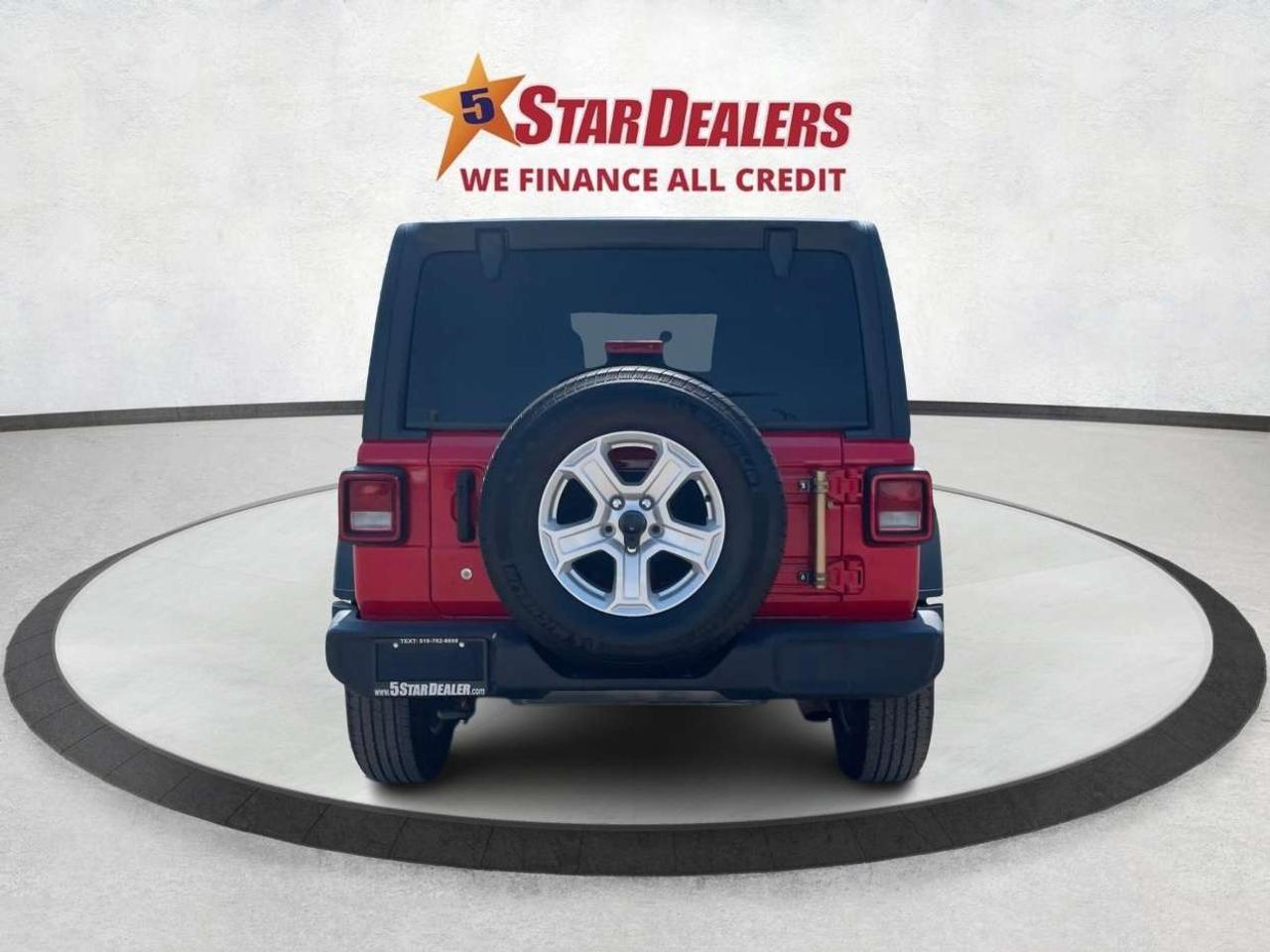 2018 Jeep Wrangler LEATHER SUNROOF HEATED SEATS LOADED WE FINANCE ALL Photo