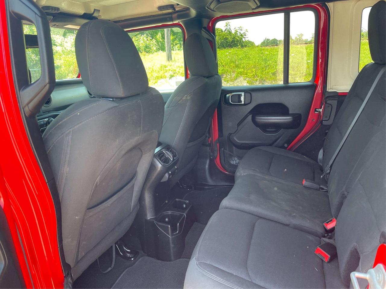 2018 Jeep Wrangler LEATHER SUNROOF HEATED SEATS LOADED WE FINANCE ALL Photo
