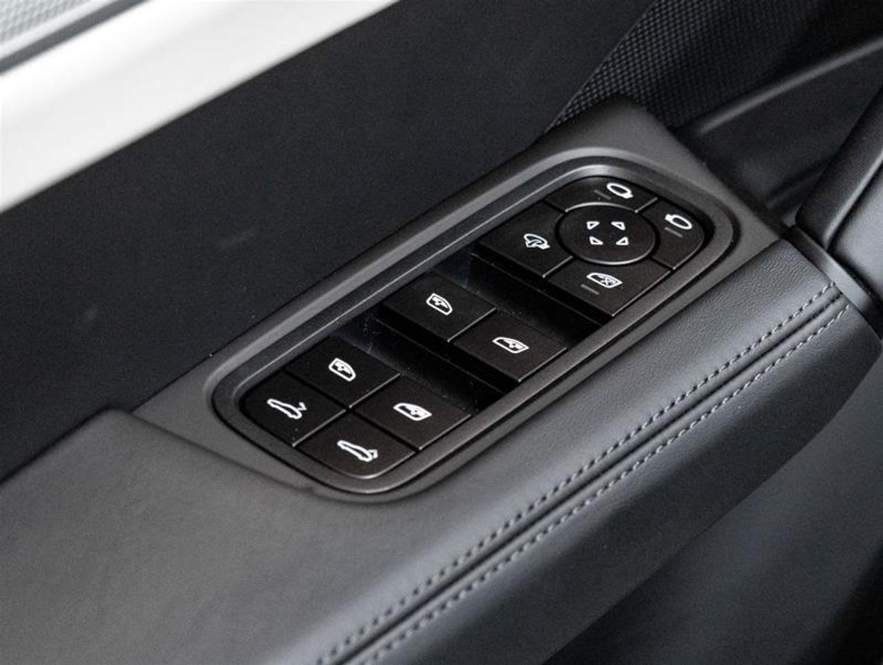 2026 Porsche Cayenne  Photo