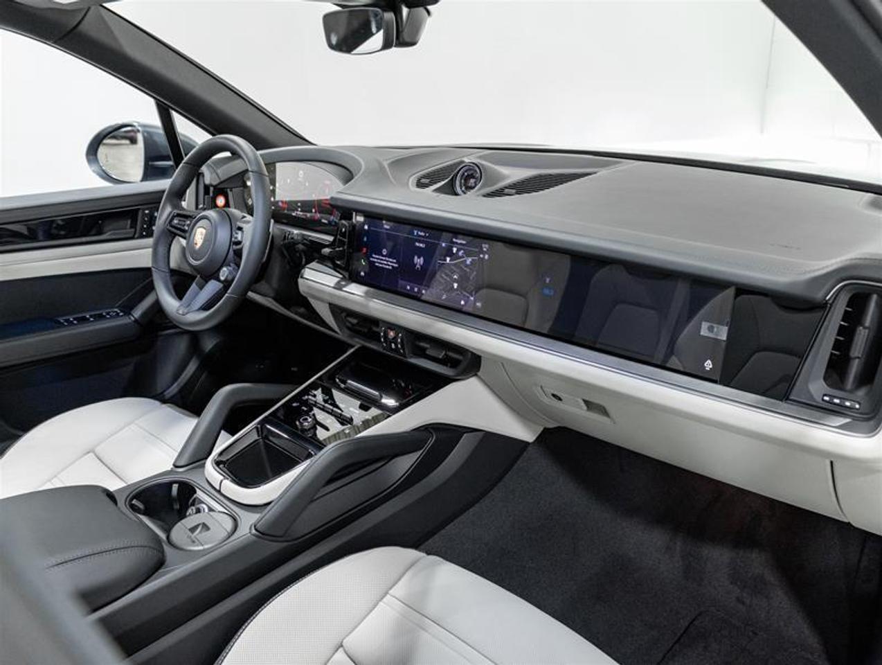 2026 Porsche Cayenne  Photo