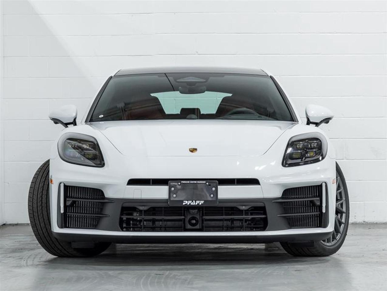 2026 Porsche Panamera  Photo5