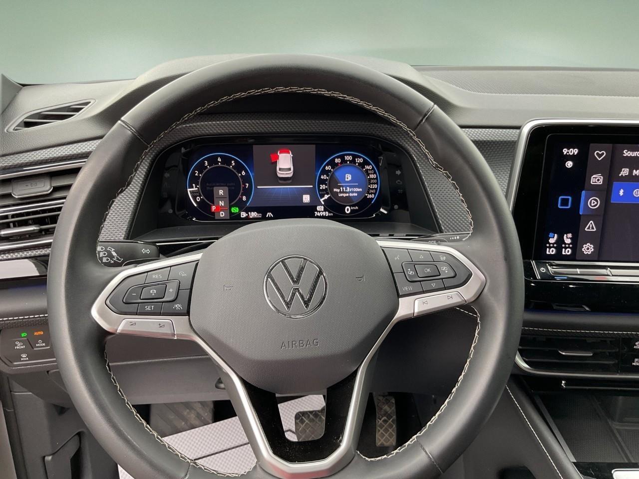 2024 Volkswagen Atlas Cross Sport 2.0 TSI Highline 4dr All-Wheel Drive 4MOTION Photo