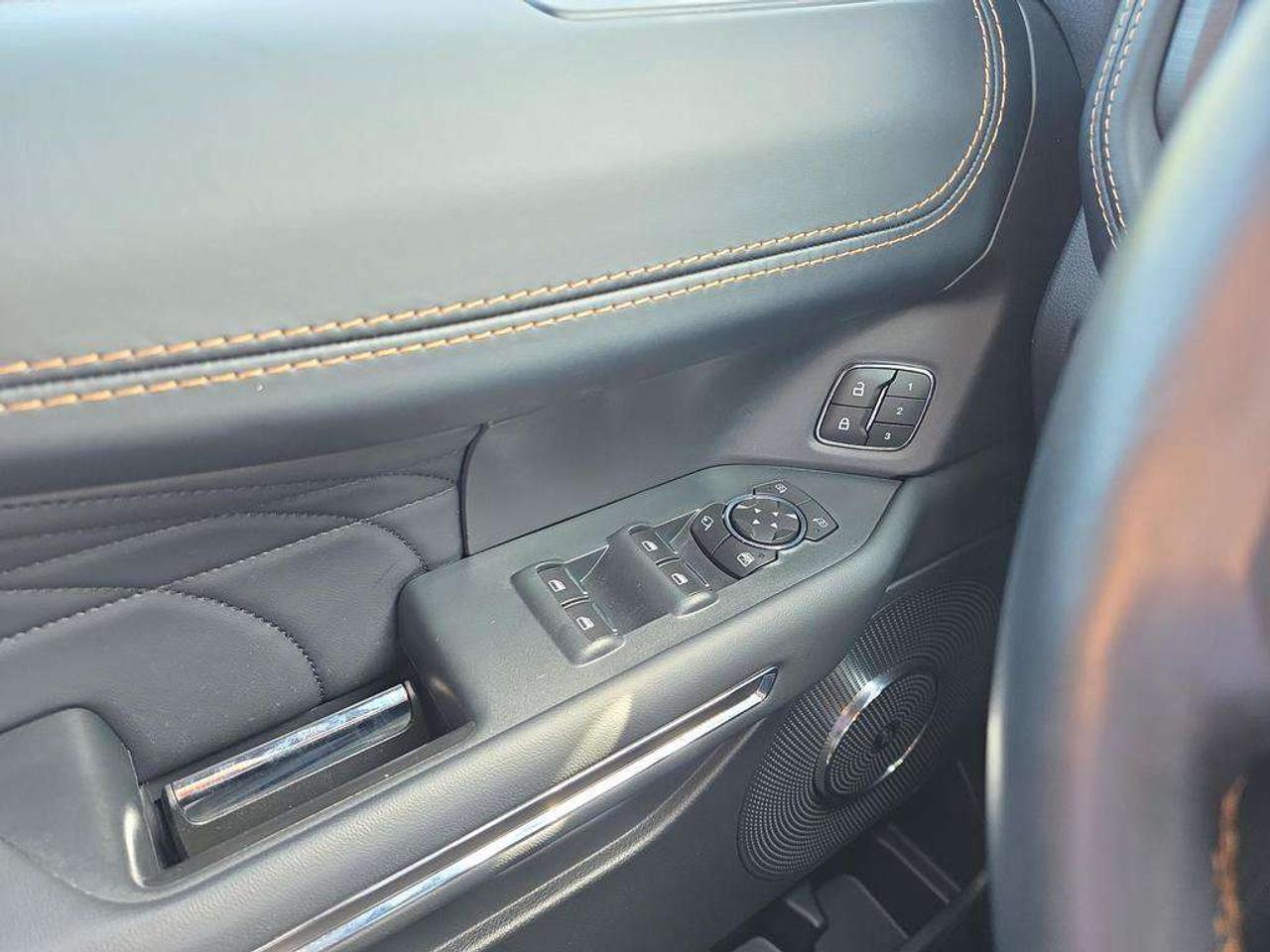 2024 Ford Expedition Platinum Max   NO ACCIDENTS VENT. LEATHER PANOROOF Photo