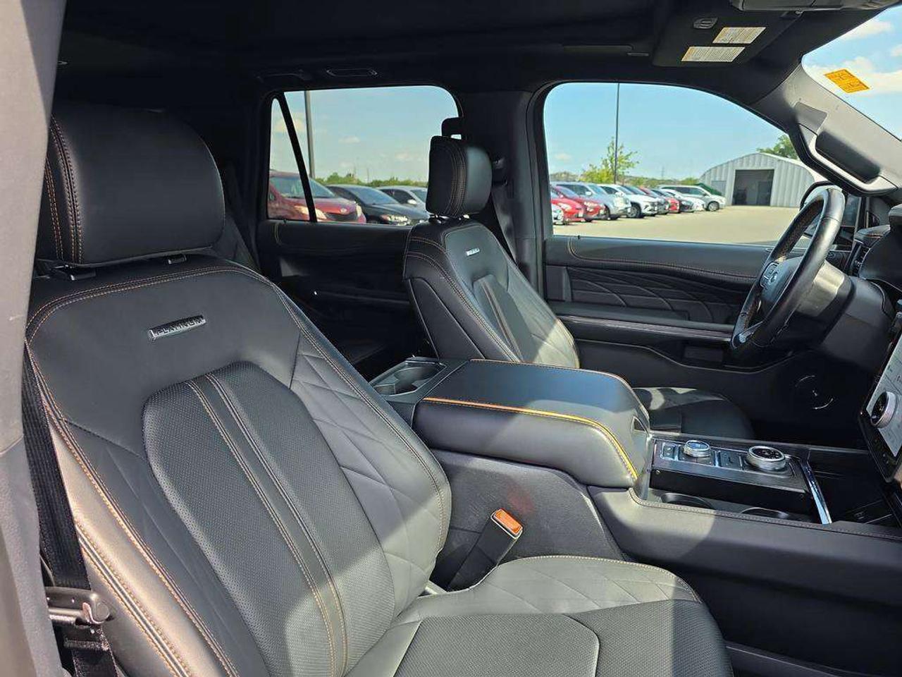 2024 Ford Expedition Platinum Max   NO ACCIDENTS VENT. LEATHER PANOROOF Photo