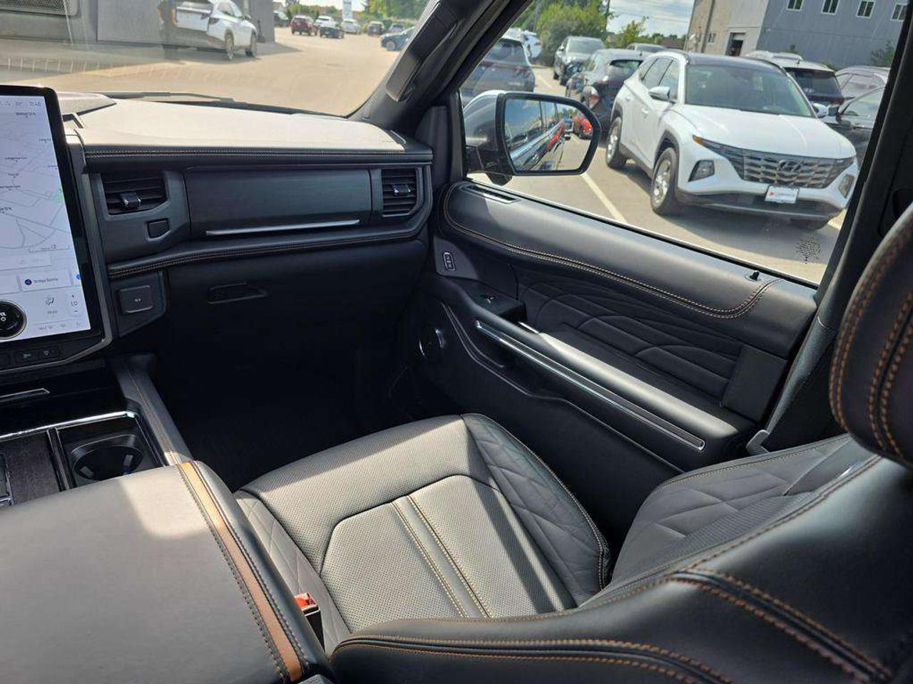 2024 Ford Expedition Platinum Max   NO ACCIDENTS VENT. LEATHER PANOROOF Photo
