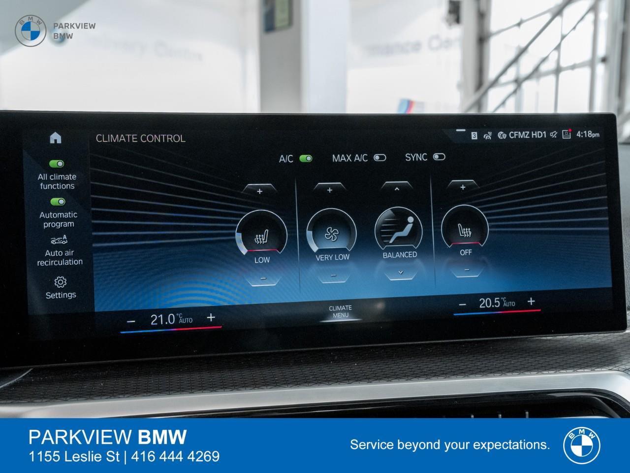 2024 BMW 330 i xDrive 4dr All-Wheel Drive Sedan Photo