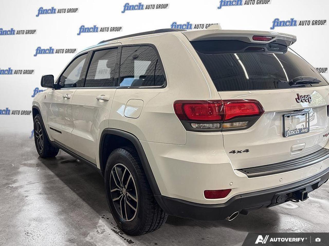 2018 Jeep Grand Cherokee Trailhawk 4dr 4x4 Photo3