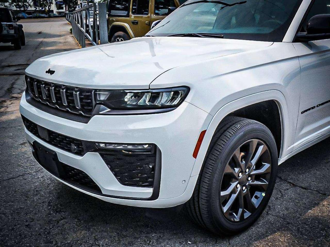 2026 Jeep Grand Cherokee  Photo