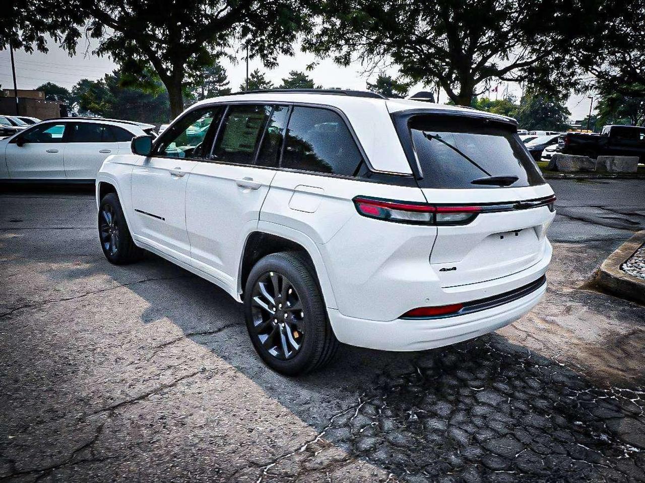 2026 Jeep Grand Cherokee  Photo