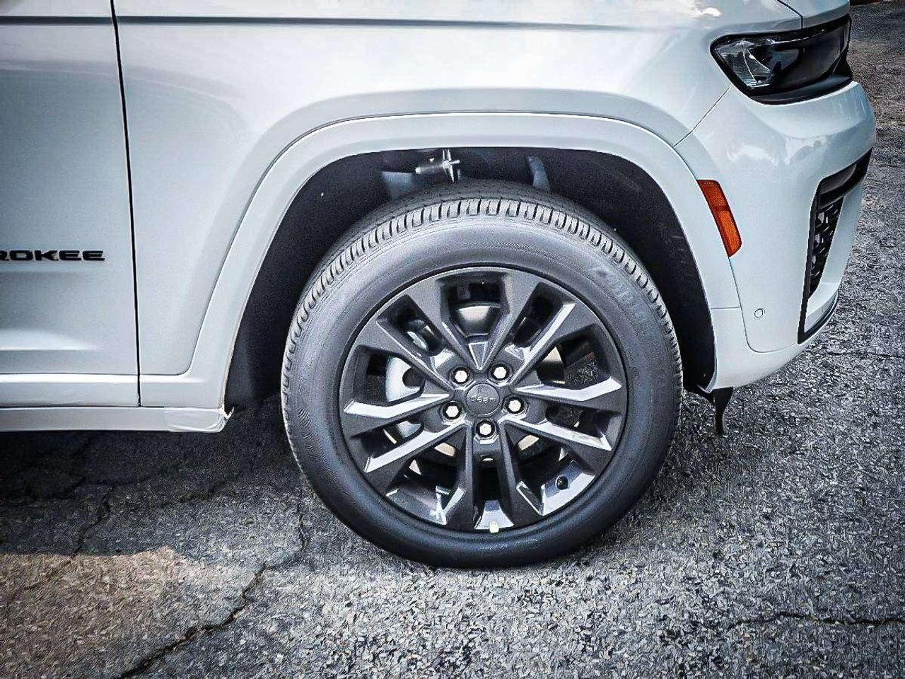 2026 Jeep Grand Cherokee  Photo