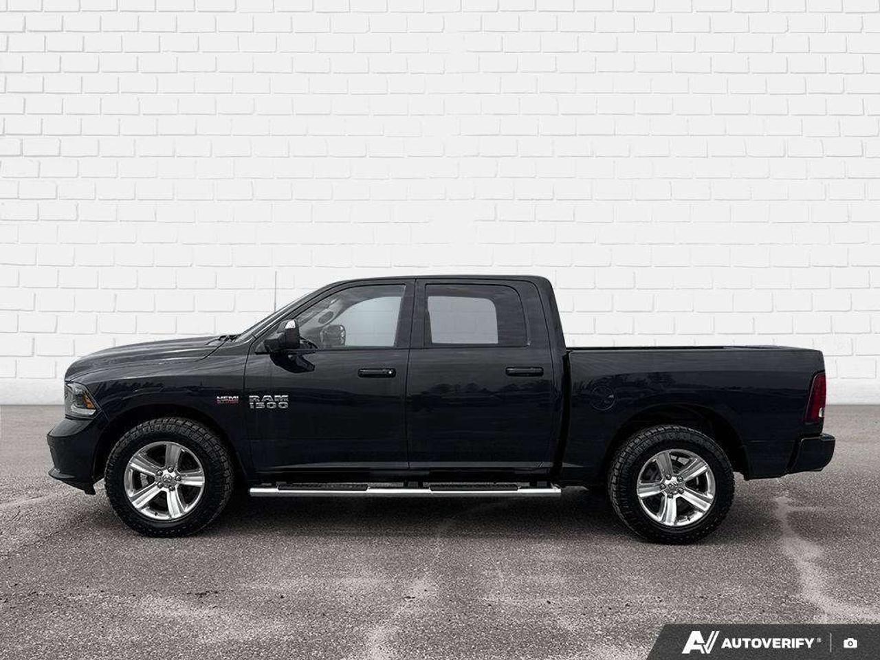 2015 RAM 1500 RUNNING BOARDS. SPRAY IN BEDLINER. TOW PKG. CERTIFIED. Photo