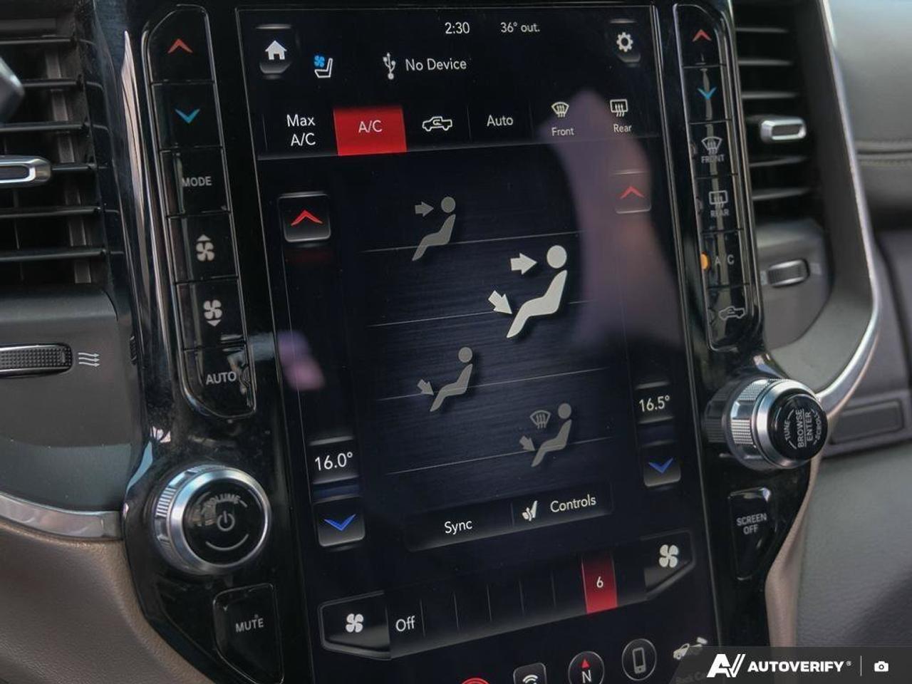 2019 RAM 3500 LaramieLARAMIE, 6.7L CUMMINS DIESEL, 4X4, ALLOYS, Photo