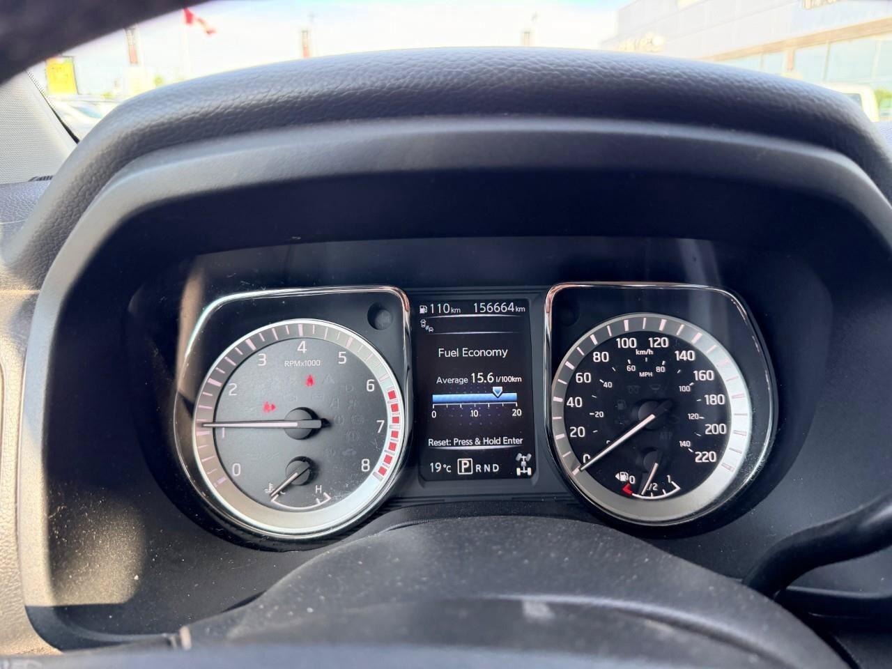 2016 Nissan Titan XD SV GasXD SV, 5.0L V8, 4X4 ALLOYS, CLOTH, CERTIFIED Photo