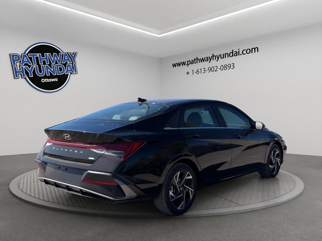 2026 Hyundai Elantra Hybrid Luxury Photo