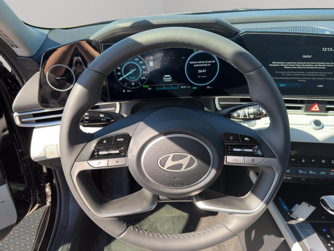 2026 Hyundai Elantra Hybrid Luxury Photo