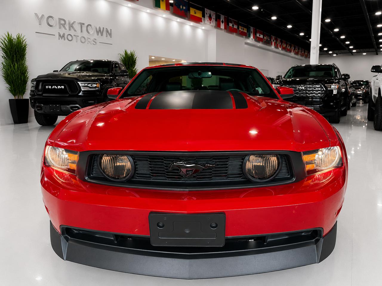 2010 Ford Mustang GT | SUPERCAHRGED V8 |MANUAL|2400KM|500 HORSEPOWER Photo4