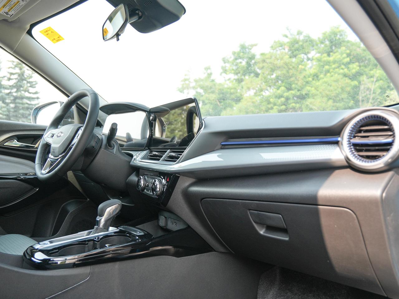 2026 Chevrolet Trax LT Photo