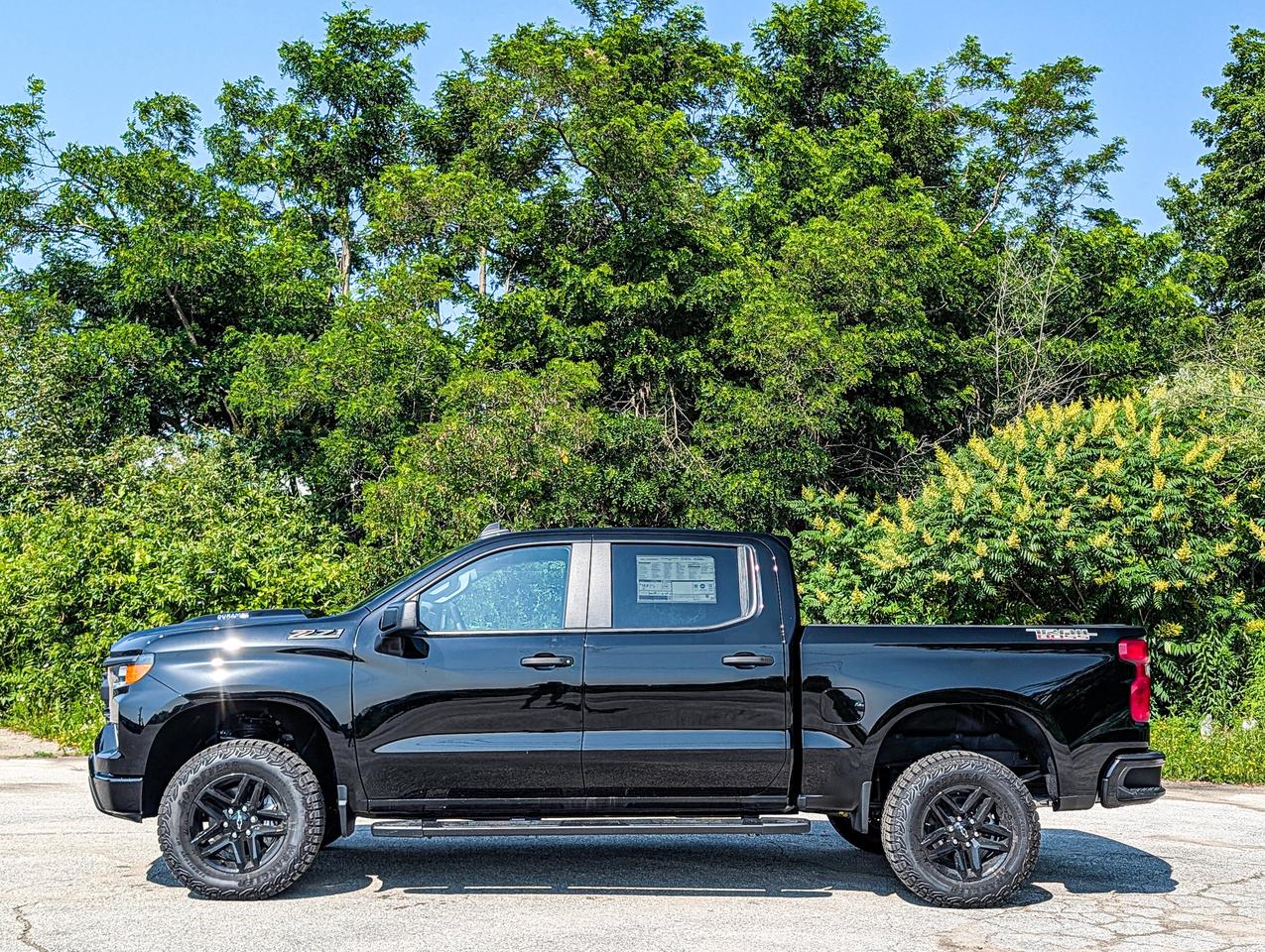 2026 Chevrolet Silverado 1500 Custom Trail Boss Photo