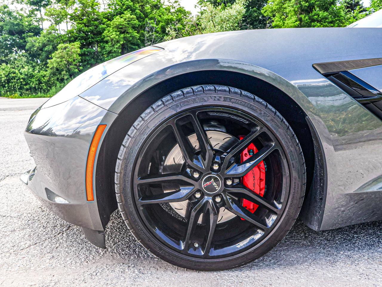 2015 Chevrolet Corvette 2LT Photo