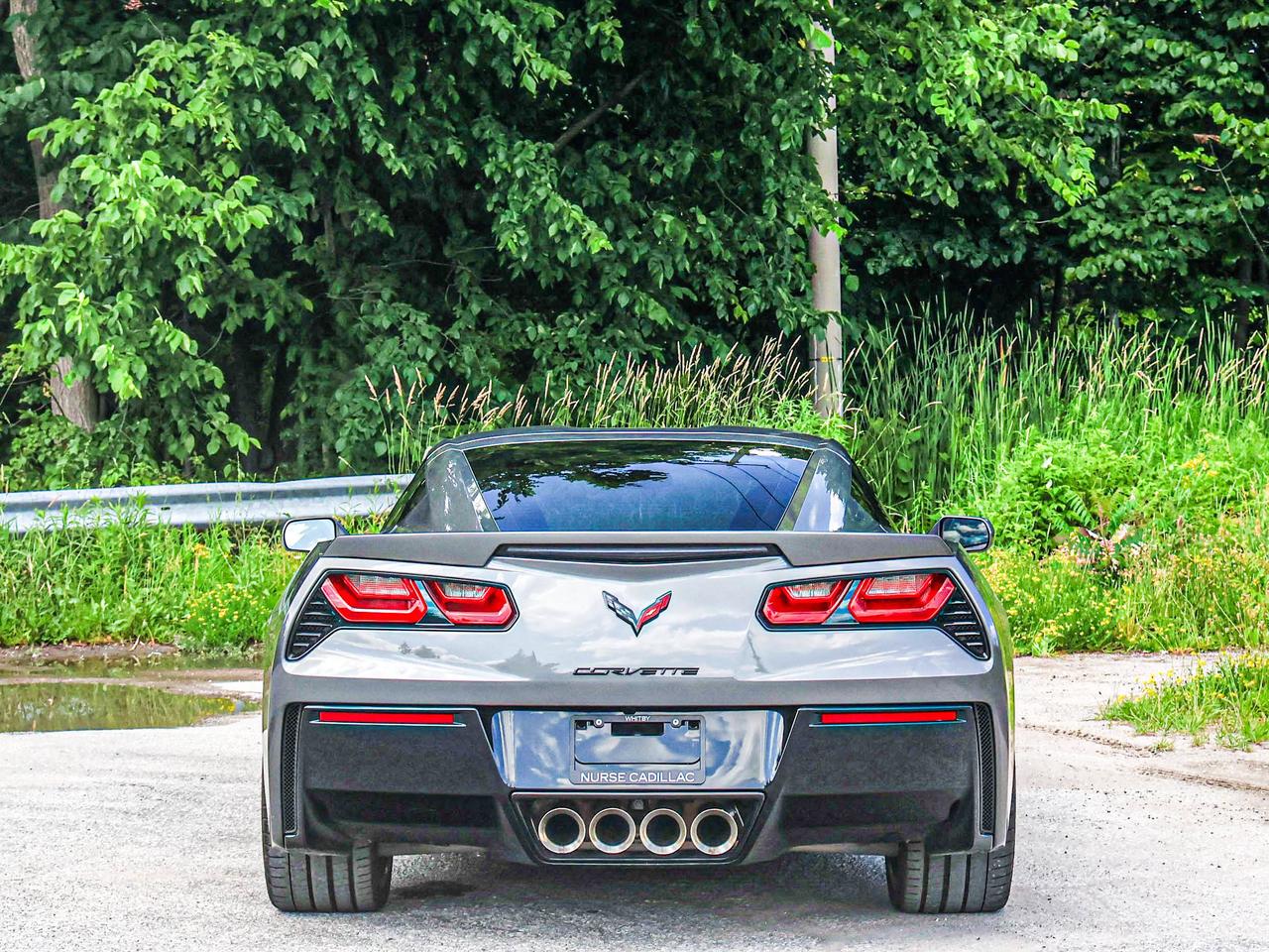 2015 Chevrolet Corvette 2LT Photo