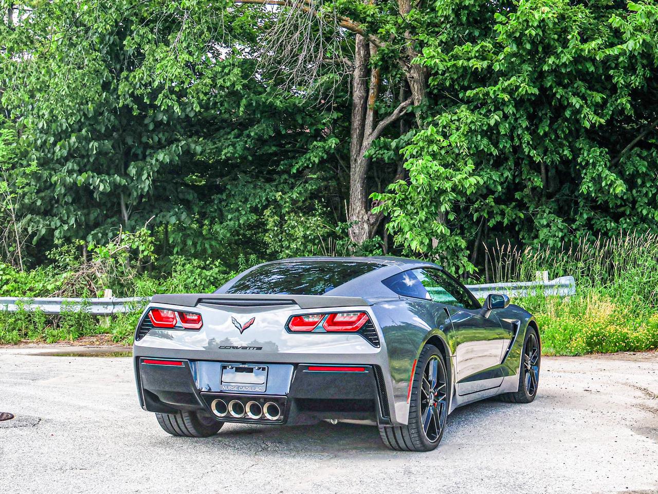 2015 Chevrolet Corvette 2LT Photo