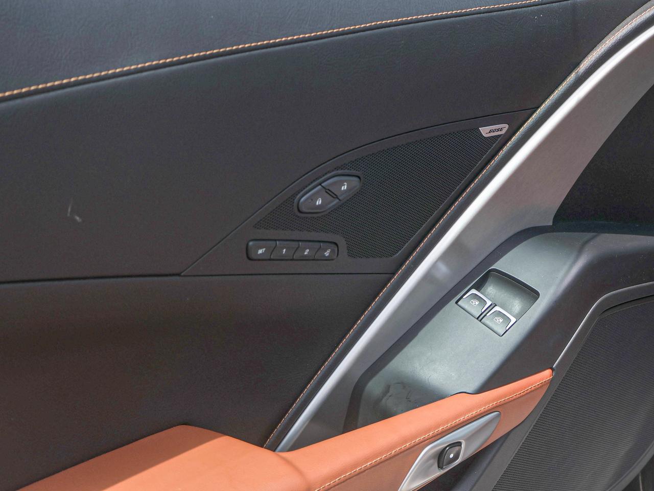 2015 Chevrolet Corvette 2LT Photo