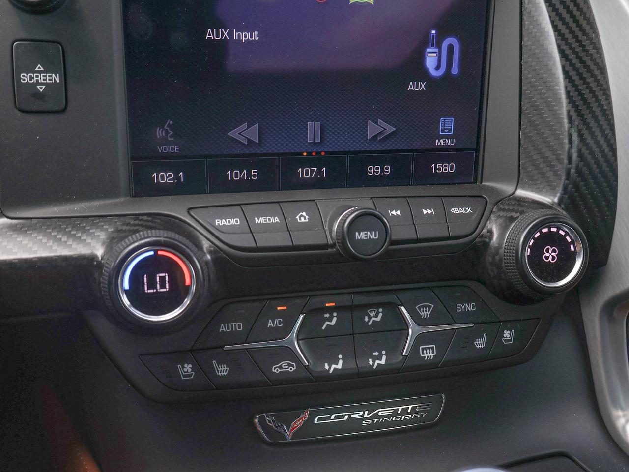 2015 Chevrolet Corvette 2LT Photo