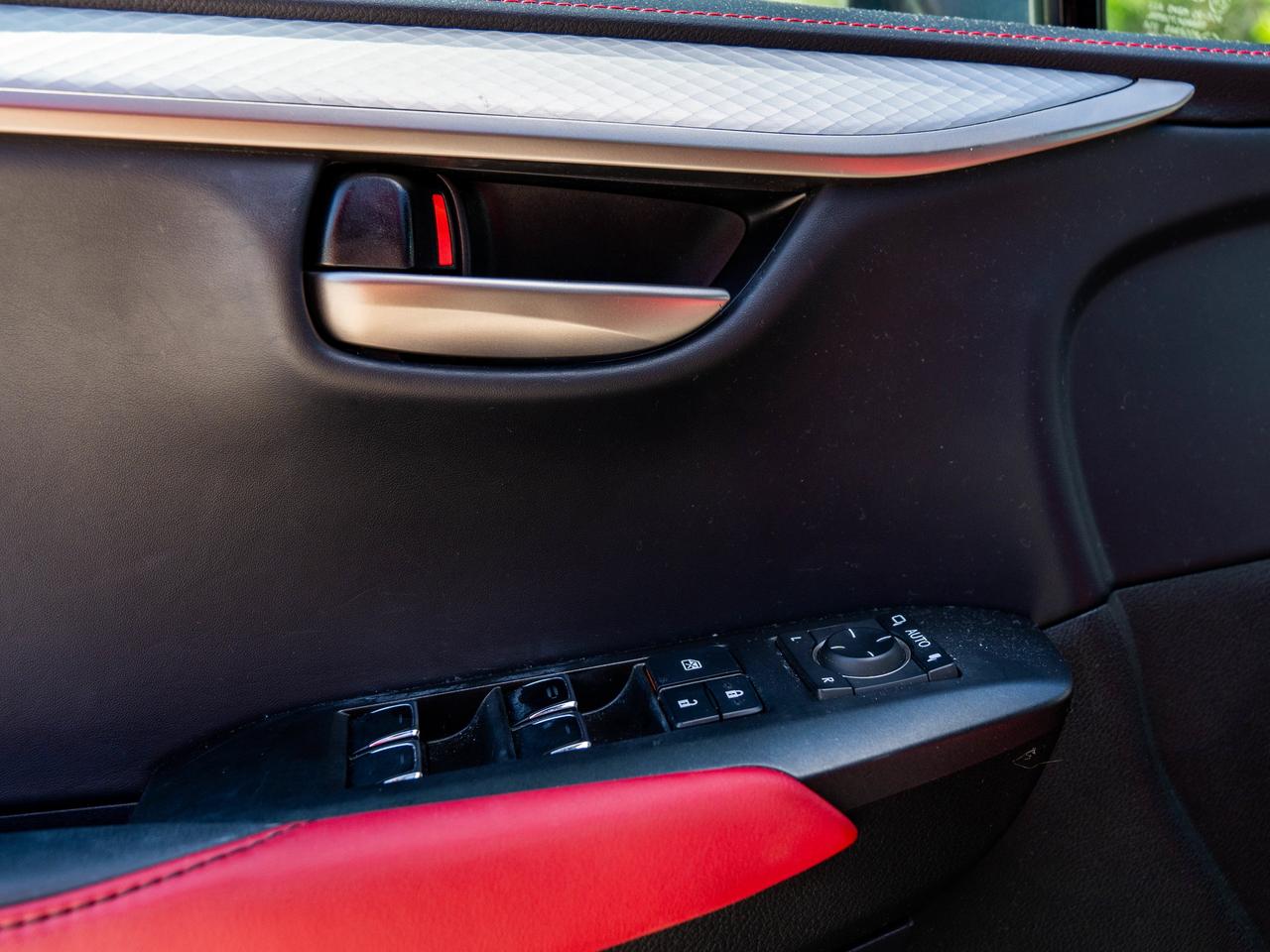 2021 Lexus NX 300 Photo