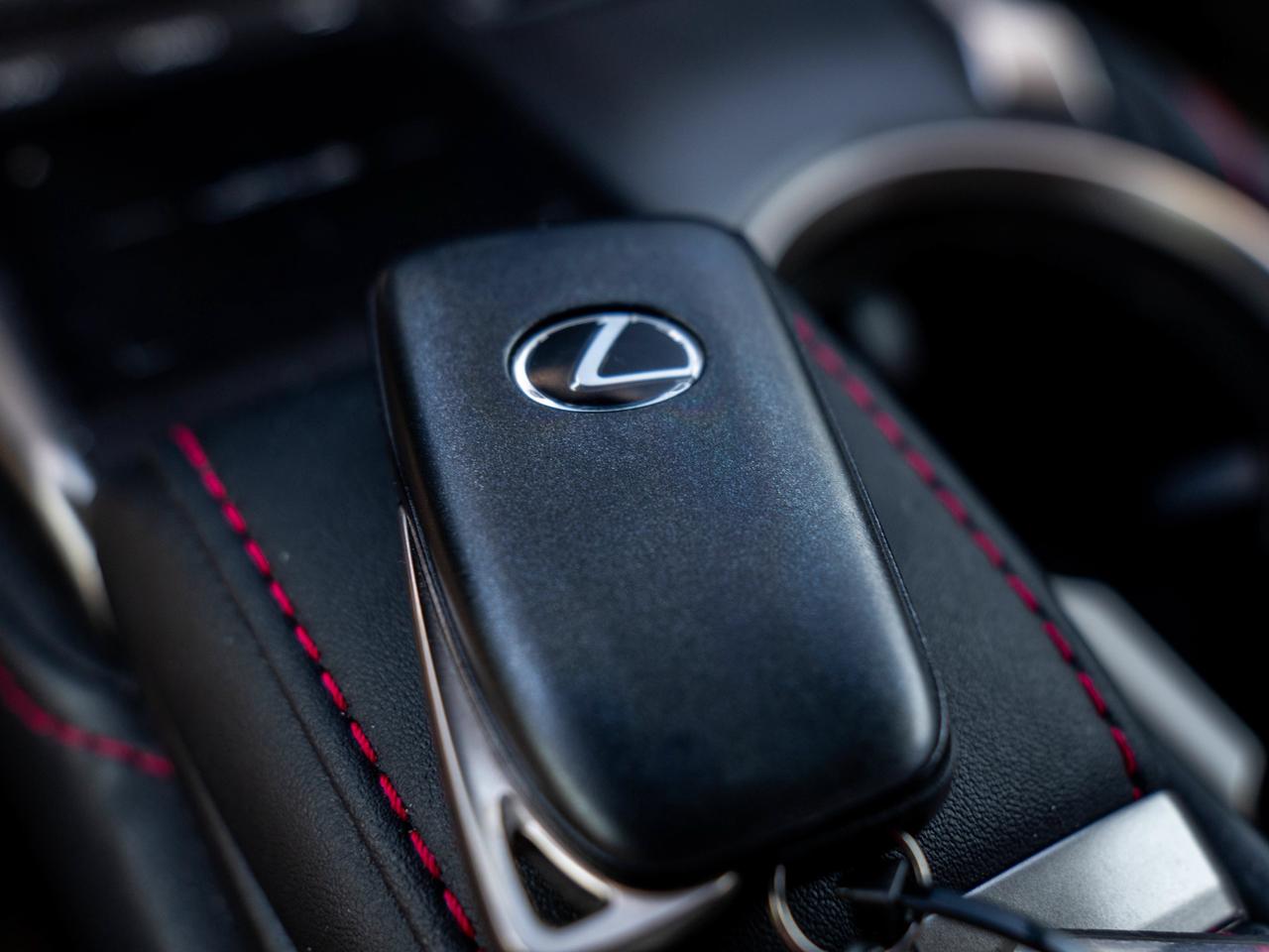 2021 Lexus NX 300 Photo