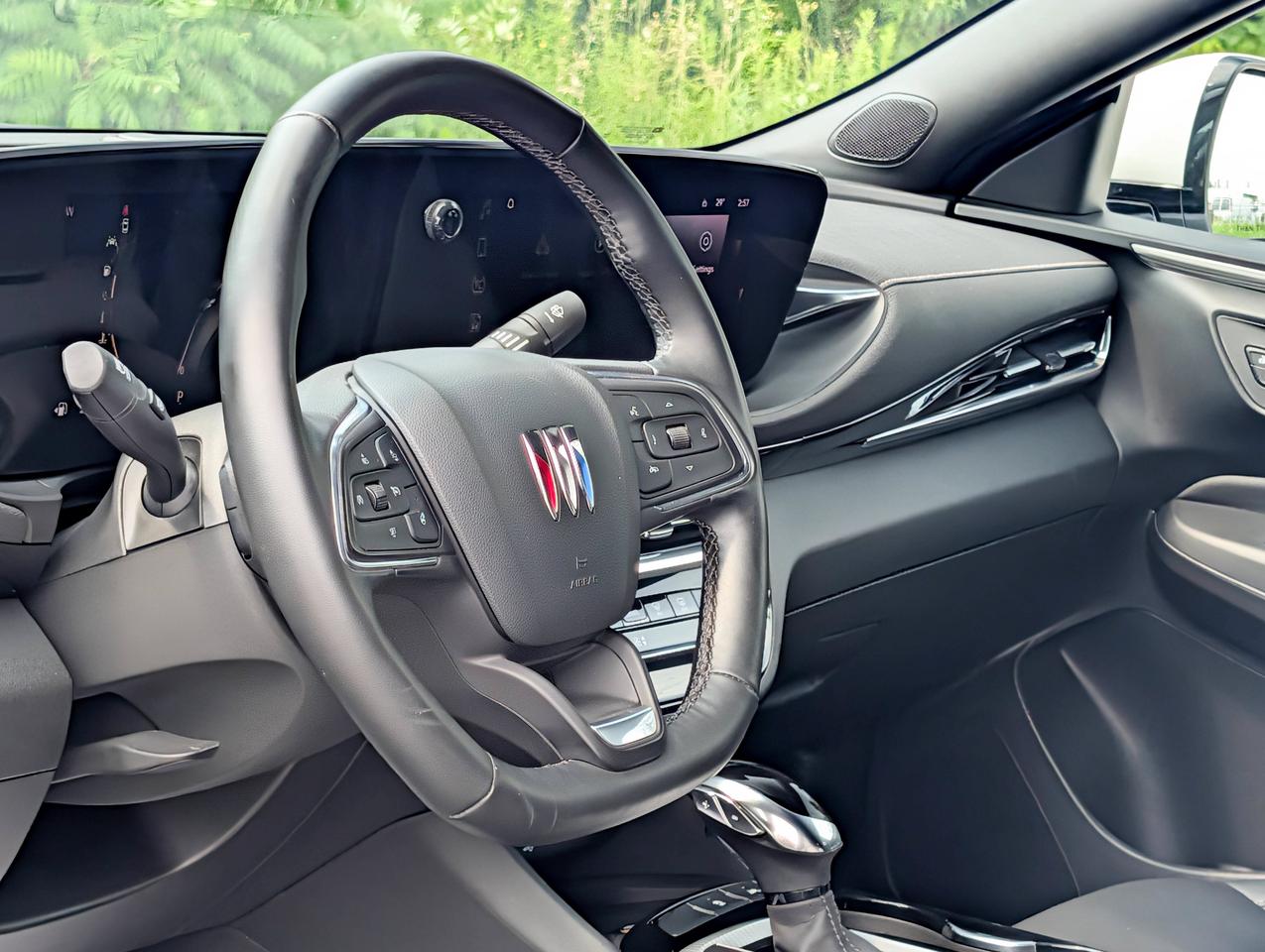 2024 Buick Envista Avenir Photo